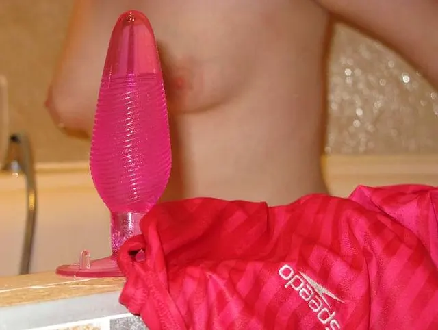 Pink Aquablade Anal Plug Fick ganz nah