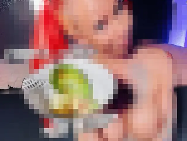 Eat and Spitting Fetish !!