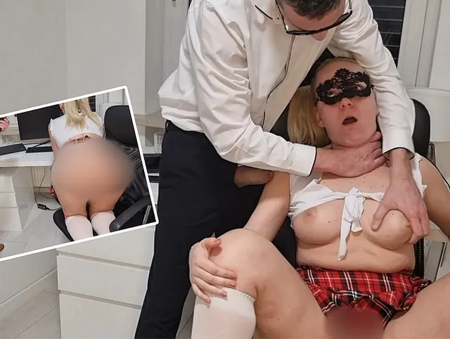 || SCHAMLOSER DEAL!! Schulmädchen Lucie bekommt Schläge und AO Fick vom Lehrer für bessere Noten ||