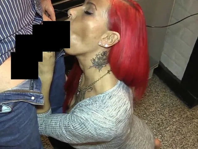 Gerade volljährig ?! 18 jähriger bumst mich krass !