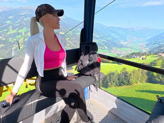 Eine WANDERSCHLAMPE im ZILLERTAL | Von der Seilbahn DIREKT AO in ALLE LÖCHER! MEGA SPERMAFACE