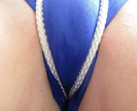 Bondage & Massagestab zum Orgasmus