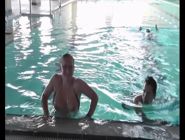Im Erlebniss und Freizeitbad geil gefickt!!!